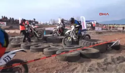 Kumluca'da Kum Enduro Yarışları Heyecanlandırdı