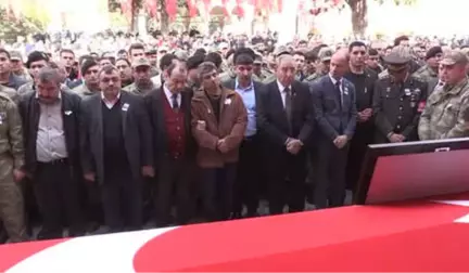 Şehit Tank Teğmen Çubukçu Son Yolculuğuna Uğurlandı (2)