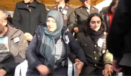 Karabük Şehit Annesinden Yürek Burkan Söz 'Yavrucum Düğününe mi Geldin'