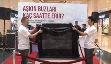 Doğru Tahmin Eden Buzun İçindeki Pırlanta Yüzüğü Kazanacak