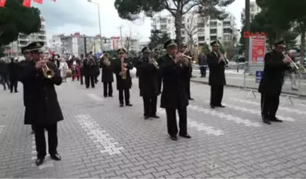 Balıkesir Edremit'te Zeytin Hasat Sonu Şenliğinde Renkli Görüntüler