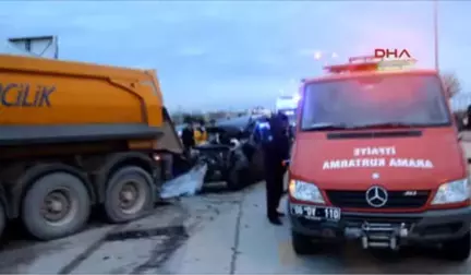 Ankara'da Trafik Kazası: 4 Ölü, 1 Yaralı