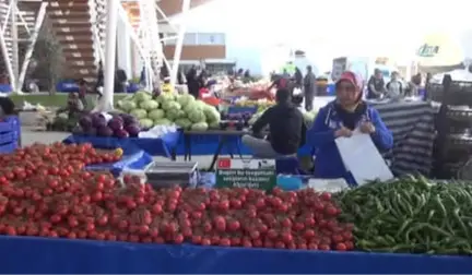 Manavgat Semt Pazarında Tezgahlar Mehmetçik İçin Açıldı