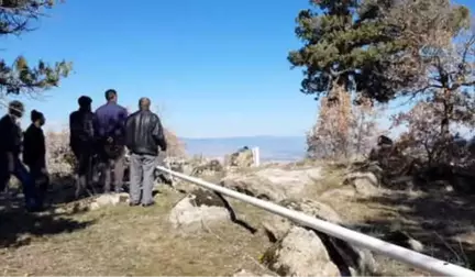 Afrin'e Destek Olmak İçin Kastamonu'nun En Yüksek Tepesine Bayrak Dikip, İstiklal Marşı'nı Okudular