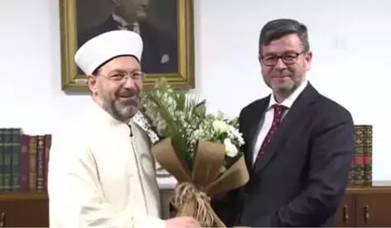 Diyanet İşleri Başkan Yardımcılığına Atanan Muslu ve İşliyen Görevlerine Başladı