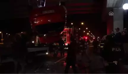 Trafik Kazaları: 12 Yaralı