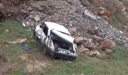 Adıyaman'da Otomobiller Çarpıştı 5 Yaralı