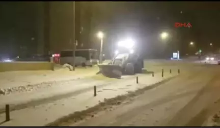 Edirne Yoğun Kar Yağışıyla Beyaza Büründü