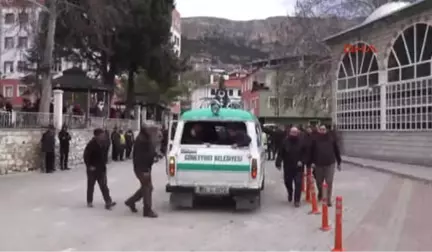 Karaman Uçuruma Yuvarlanan Cipte Ölü Bulunun Maden Mühendisi, Son Yolculuğuna Uğurlandı