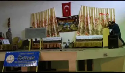 Kayseri Asker Kıyafetli Engelli Öğrencilerden Mehmetçiğe Moral Ziyareti