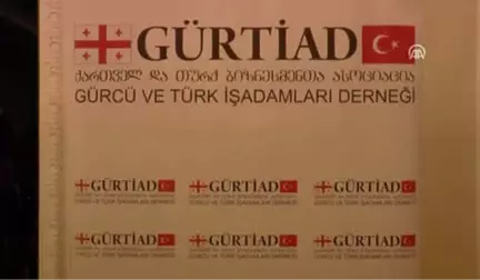 Türk Tiyatro Yönetmeninden Gürcüce Oyun