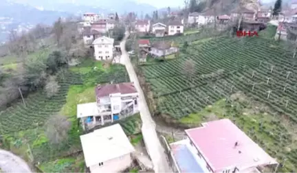 Rize Rize'de Bir Köy Heyelan Nedeniyle Boşaltılıyor