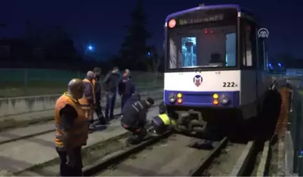 Teknik Arıza Nedeniyle Tramvay Seferleri Durdu (2) - İstanbul