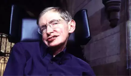 Stephen Hawking'in Külleri Gizli Törenle Büyük İsimlerin Yanına Gömülecek