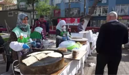 Polis Eşlerinden Kermes