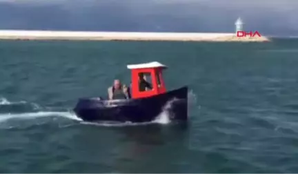 Balıkesir Oyuncu ve Sunucu Alp Kırşan İçin Mini Tugboat Üretiyor