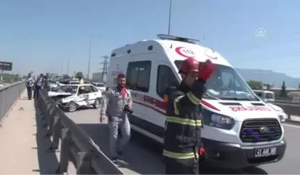 Trafik Kazası: 3 Yaralı