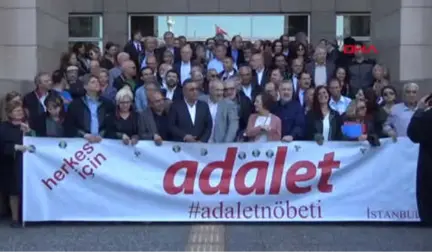 56'ncı Adalet Nöbeti'ne Tahliye Edilen Avukat Akın Atalay da Katıldı