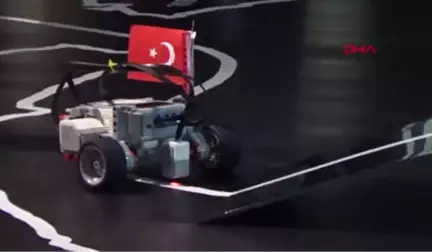 Zonguldak Türkiye Haritası Şeklinde Hazırlanan Pistte Robotlarını Yarıştırdılar