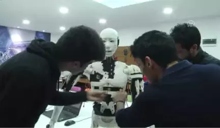 İnsansı Robot 