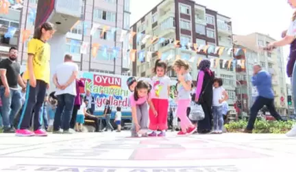 Oyun Karavanı Kimsesiz ve Engelli Çocuklar İçin Yola Çıktı