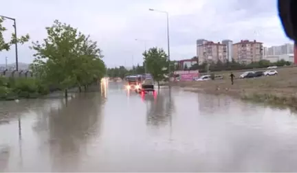 Şiddetli Yağış Hayatı Olumsuz Etkiledi (5)