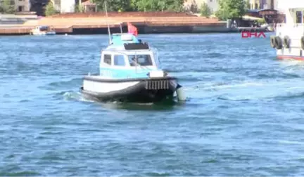 İstanbuloğlunun Gözü Önünde Galata Köprüsü'nden İntihara Kalkıştı