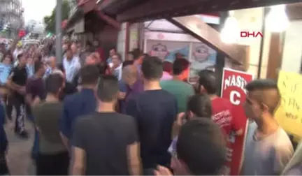 Konya Zabıta ile Seyyar Satıcılar Arasında Bıçaklı Kavga 2 Yaralı Hd