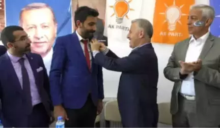 Saadet Partisinde Büyük Çatlak... Sp Kars 1. Sıra Milletvekili Adayı İstifa Ederek AK Parti'ye...