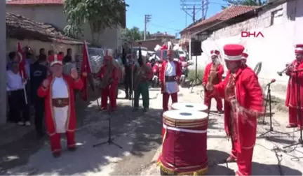 Balıkesir 15 Temmuz Şehidinin Oğluna Zırhlı Sünnet Arabası Hd