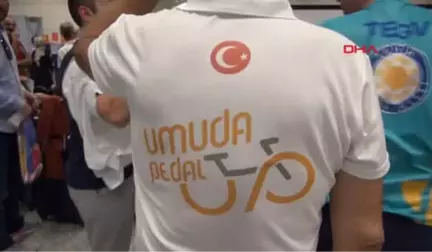 Çocuklara Labarotuvar İçin Pedal Çevirdiler