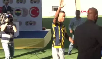 Nani, Fenerbahçe'den Haber Bekliyor