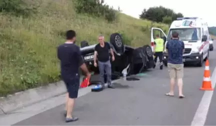 Takla Atan Otomobilde 2'si Çocuk 5 Kişi Yaralandı