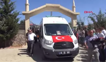 Kahraman Şehit Polis Gözyaşlarıyla Toprağa Verildi