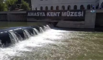 Yapay Şelaleden Elektrik Üretiyorlar