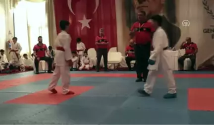 5. Uluslararası Dekai-Do Karate Turnuvası Denizli'de Başladı