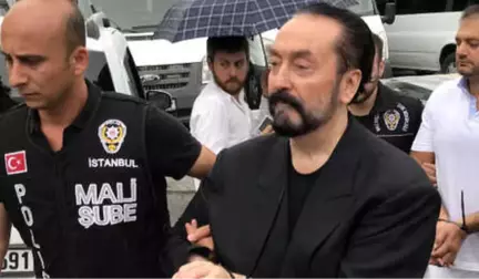 Adnan Oktar'ın 30 kişilik A Takımı Belli Oldu