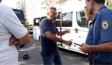 Otobüs ile Minibüs Çarpıştı: 2 Yaralı