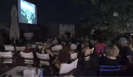 Sinema Sanatçısı İzzet Günay, Bodrum'da Söyleşiye Katıldı