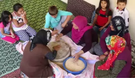 Buğday El Değirmeninde Lezzete Dönüşüyor