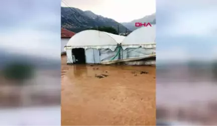 Antalya - Elmalı Sel Suları Altında Kaldı, Üretici Perişan Oldu