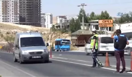 Mardin'de Çocuklar Velilere Kırmızı Düdük Çaldı