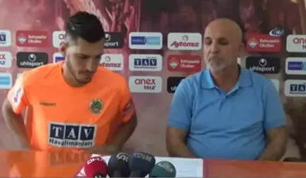 Alanyaspor, Ceyhun Gülselam'ı Renklerine Bağladı