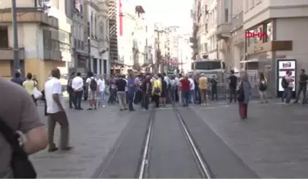 Galatasaray Meydanı Polis Bariyerleriyle Kapatıldı