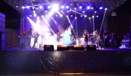 Burcu Güneş, Konser Verdi - Tekirdağ