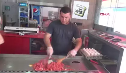 Adana Tabladaki 'Ütü Tostu' Restoran Zinciri Oldu