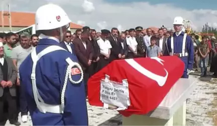 Kızılırmak'ta Boğulan Sözleşmeli Er Toprağa Verildi