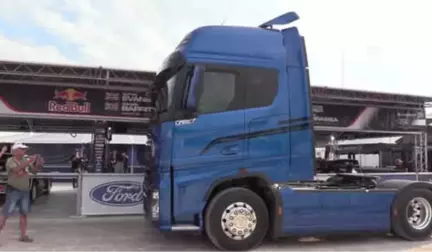 Ford Trucks, M-Sport'a İki Yeni Çekici Verdi