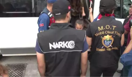 İstanbul- Ümraniye'de Polis ve Jandarmadan Okul Önlerinde Ortak Denetim