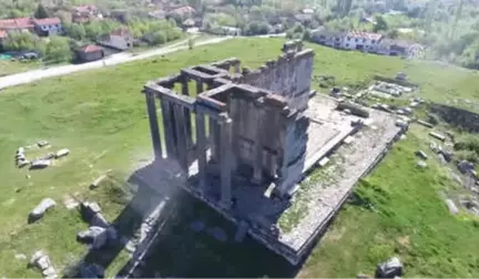 Zeus Tapınağı'nda Çavdar Türklerine Ait 400 Figür